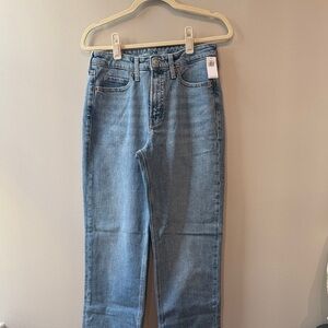 Old Navy - Extra High waist Straight - size 6